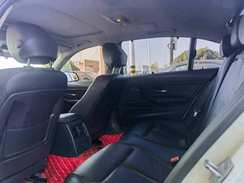 保定14年宝马3系8