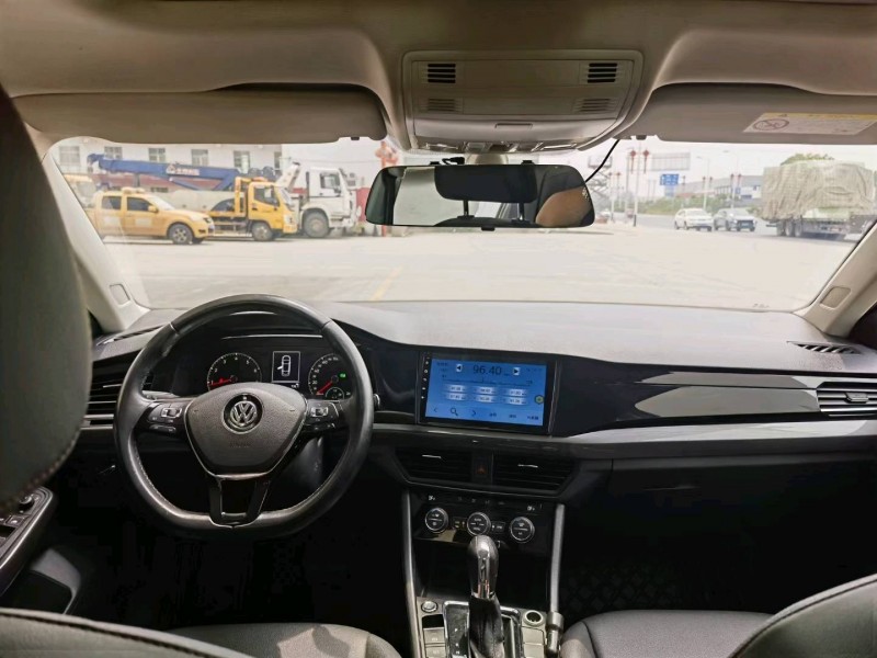 保定19年大众宝来6