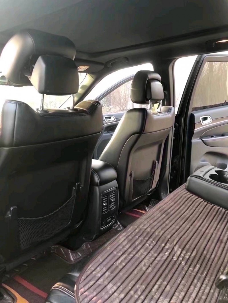 枣庄14年Jeep大切诺基6