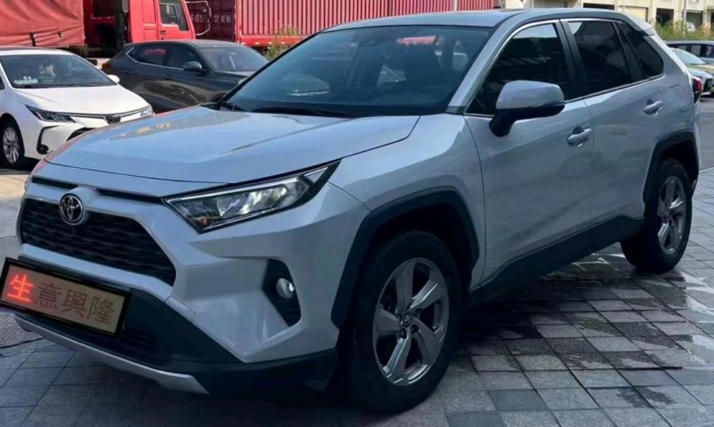 珠海21年丰田RAV42
