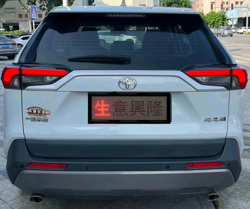 珠海21年丰田RAV44