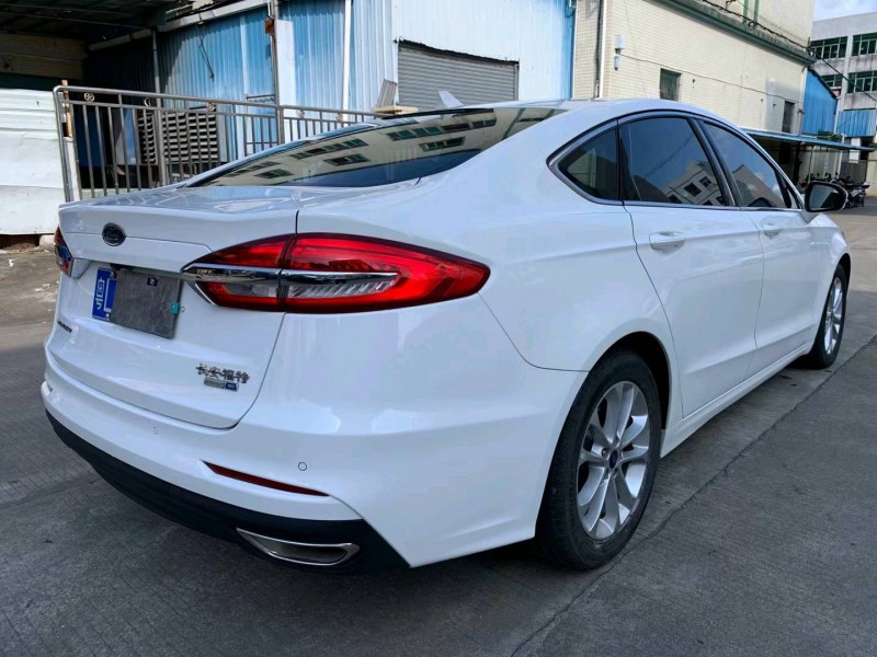 中山21年福特蒙迪欧4