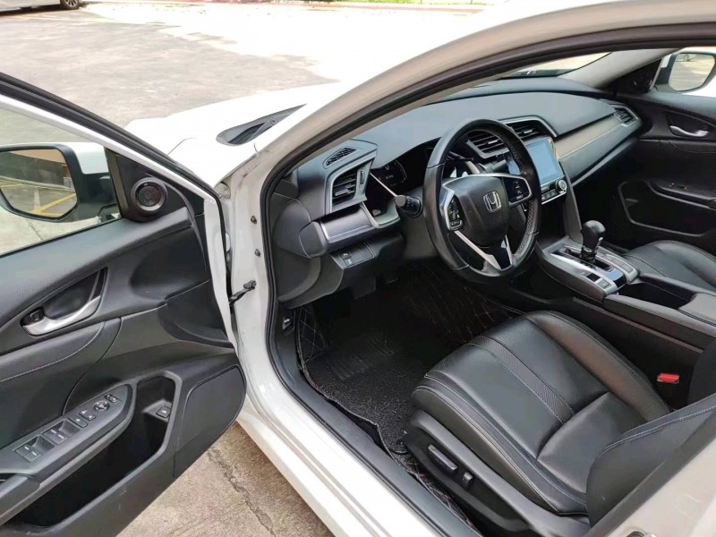 珠海19年本田思域6