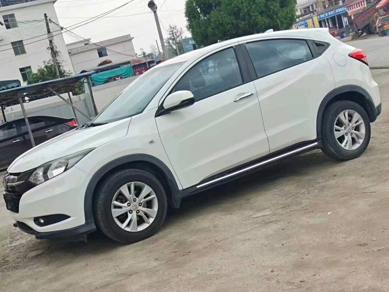 衡阳17年本田缤智2