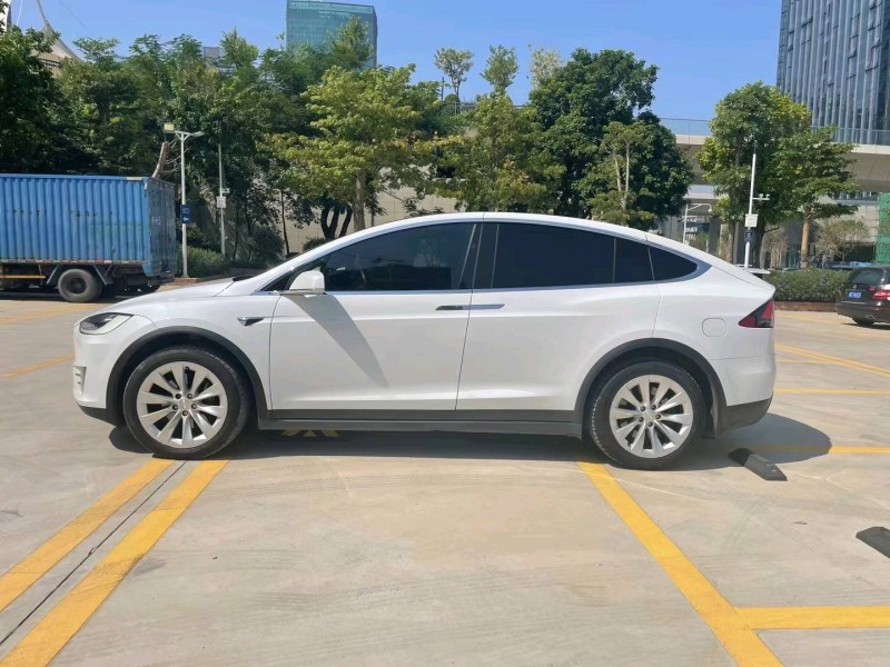 廣州20年特斯拉MODEL X5