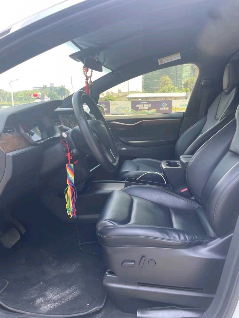 廣州20年特斯拉MODEL X8