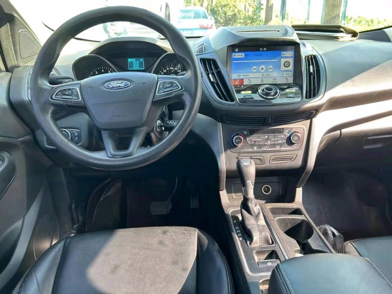 东营17年福特翼虎9