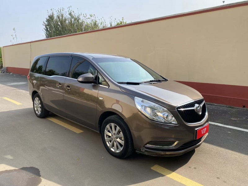 青岛18年别克GL83