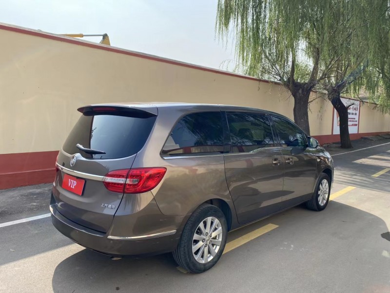 青岛18年别克GL85