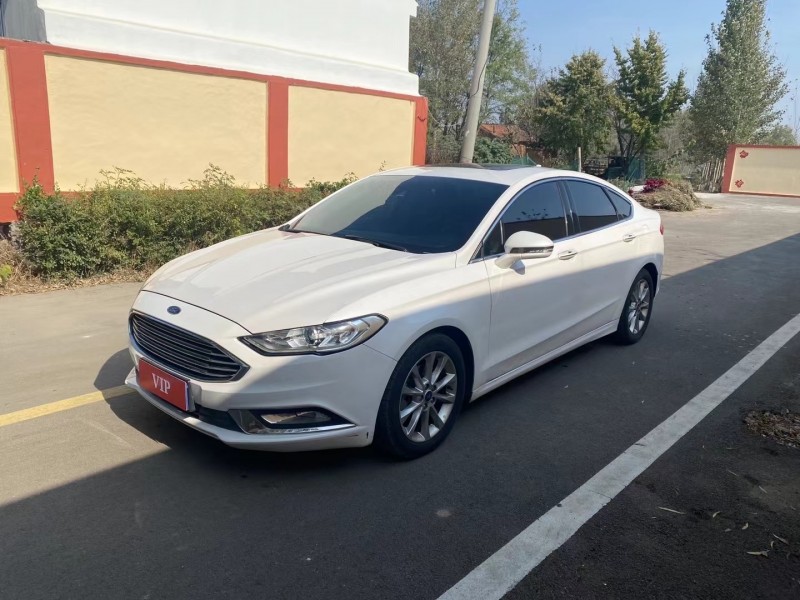 青岛17年福特蒙迪欧2