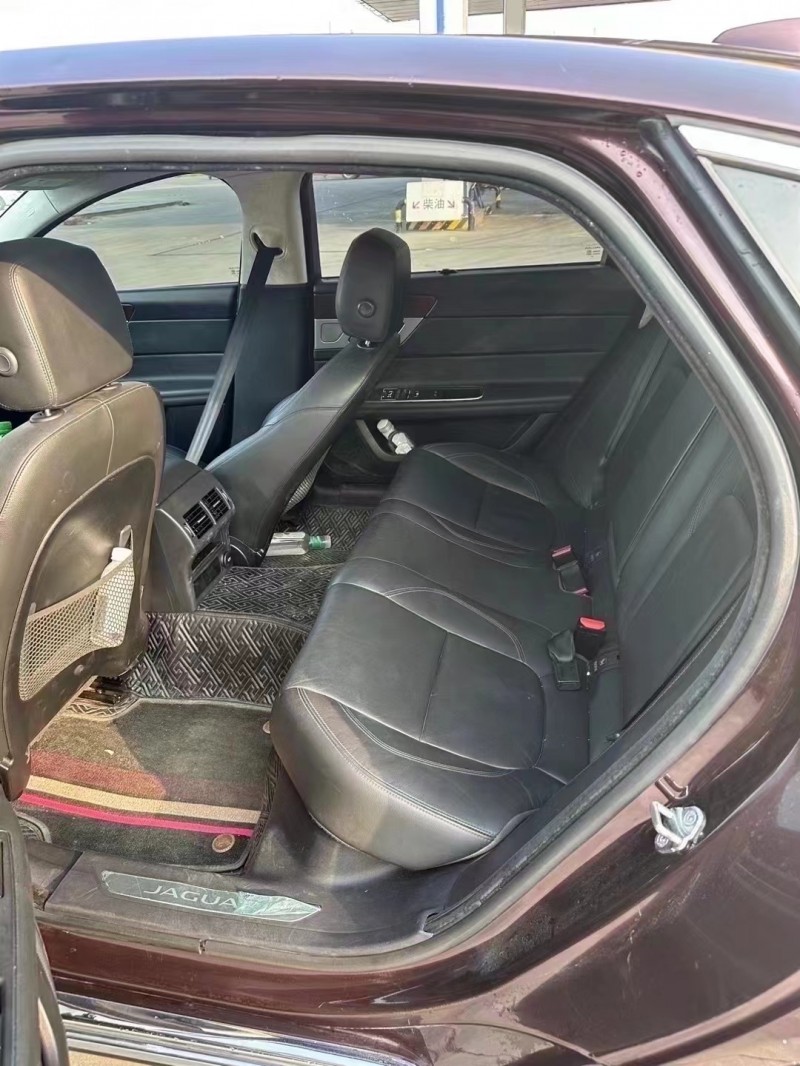 济宁16年捷豹XFL7