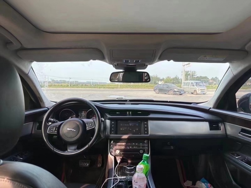 济宁16年捷豹XFL8