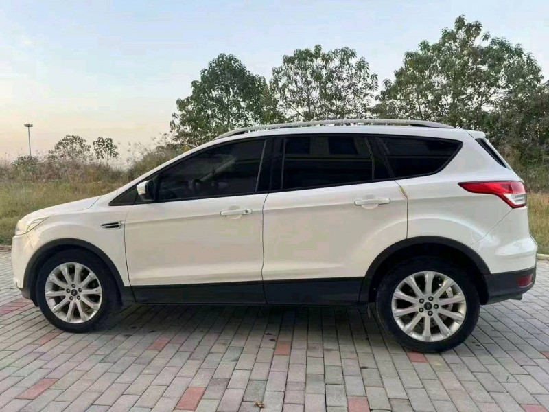 衡阳16年福特翼虎8