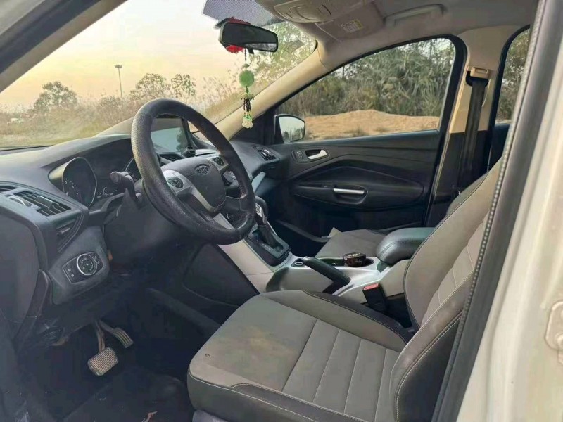 衡阳16年福特翼虎9