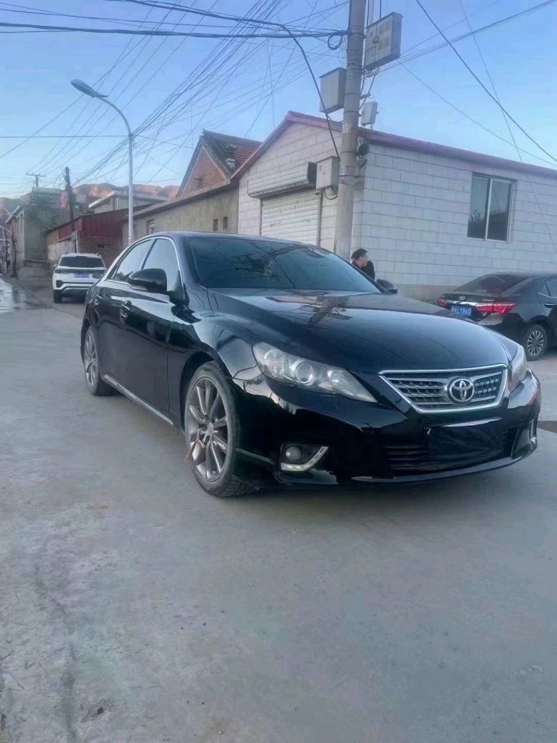 邯郸13年丰田锐志3