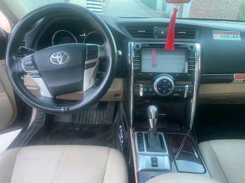 邯郸13年丰田锐志5