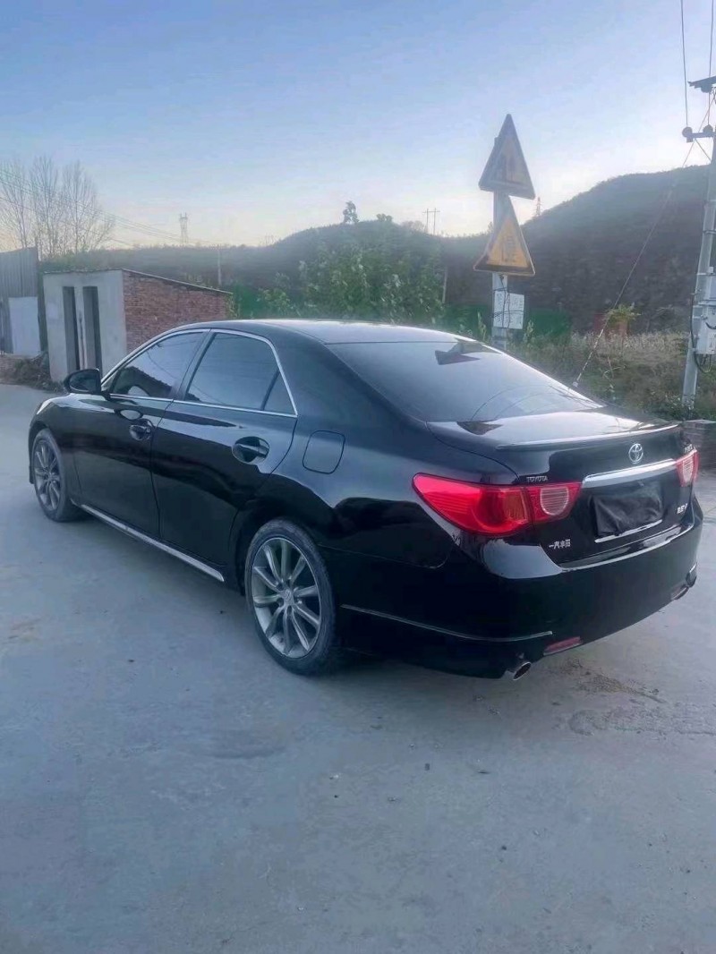 邯郸13年丰田锐志7