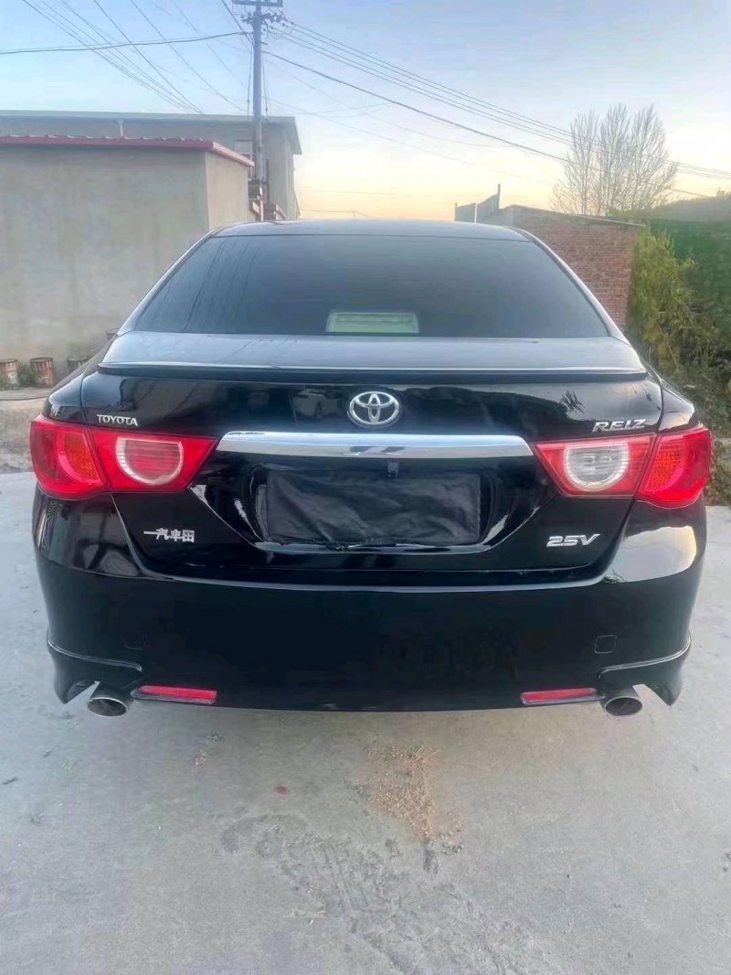 邯郸13年丰田锐志9