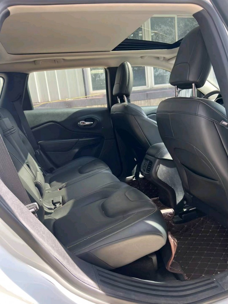 徐州18年Jeep自由光4