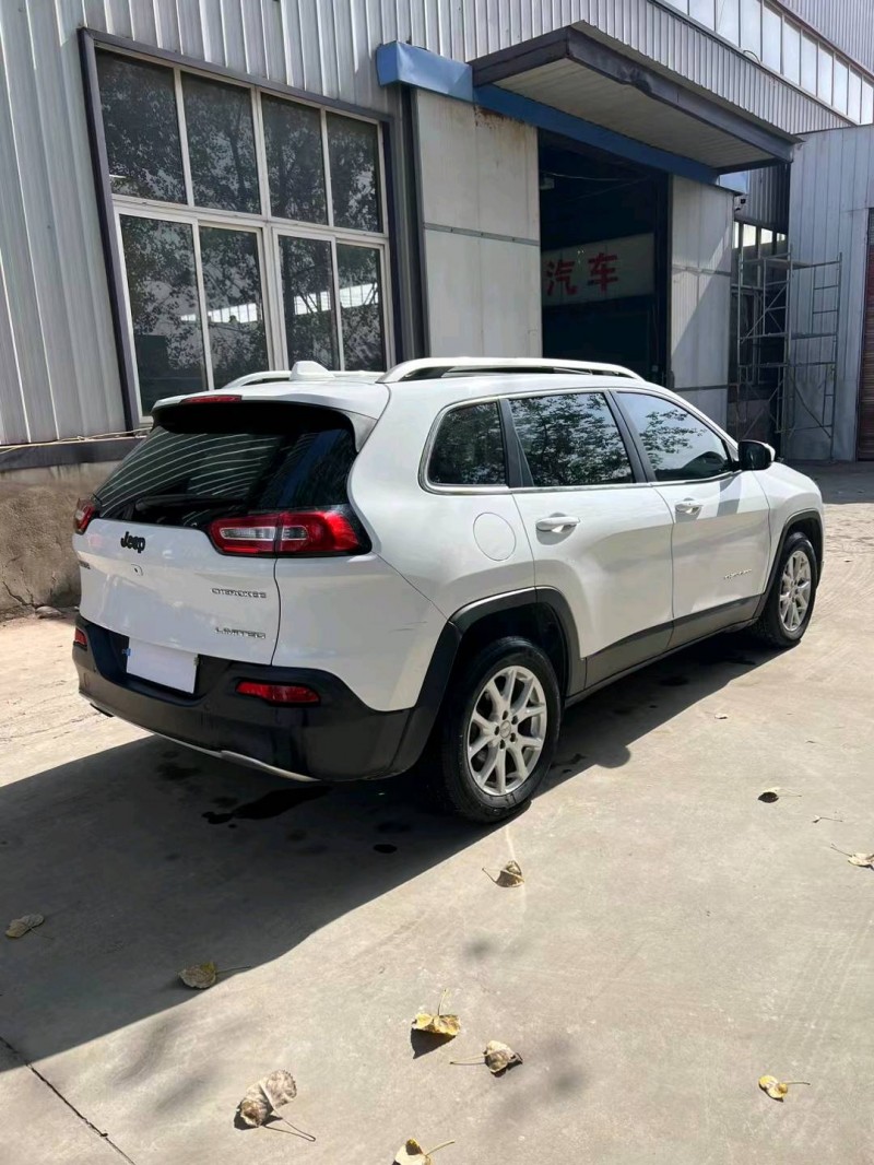 徐州18年Jeep自由光7