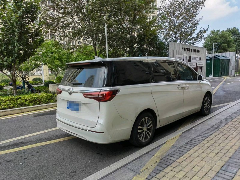 苏州21年别克GL87