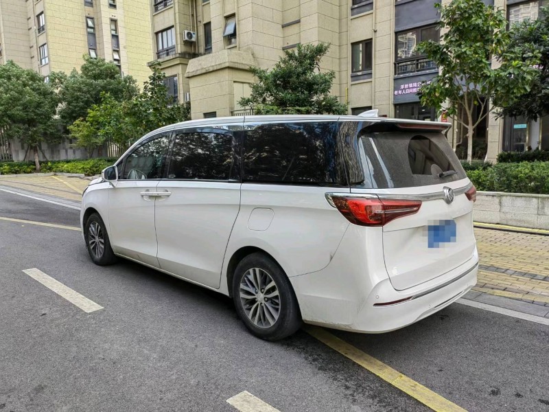 苏州21年别克GL88