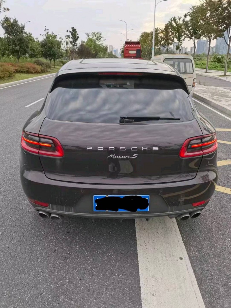 淮南16年保時捷Macan3
