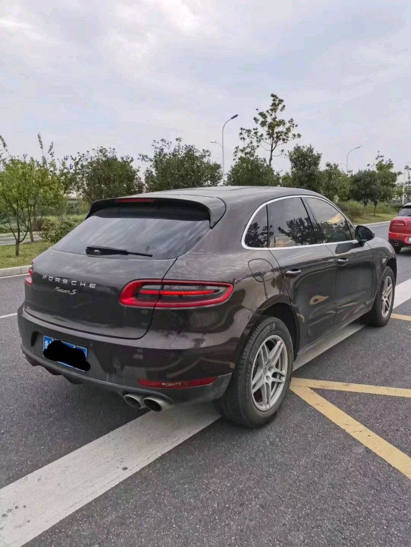淮南16年保時捷Macan7