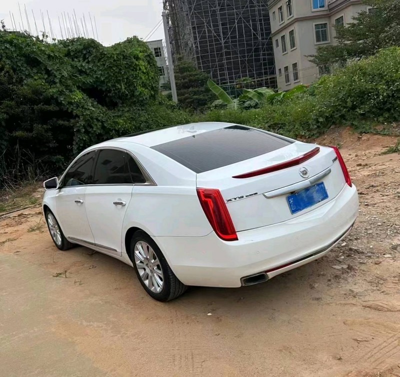 珠海14年凯迪拉克XTS9