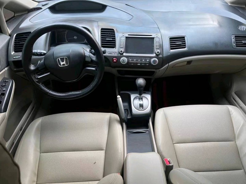 珠海11年本田思域6