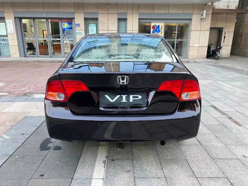 珠海11年本田思域7