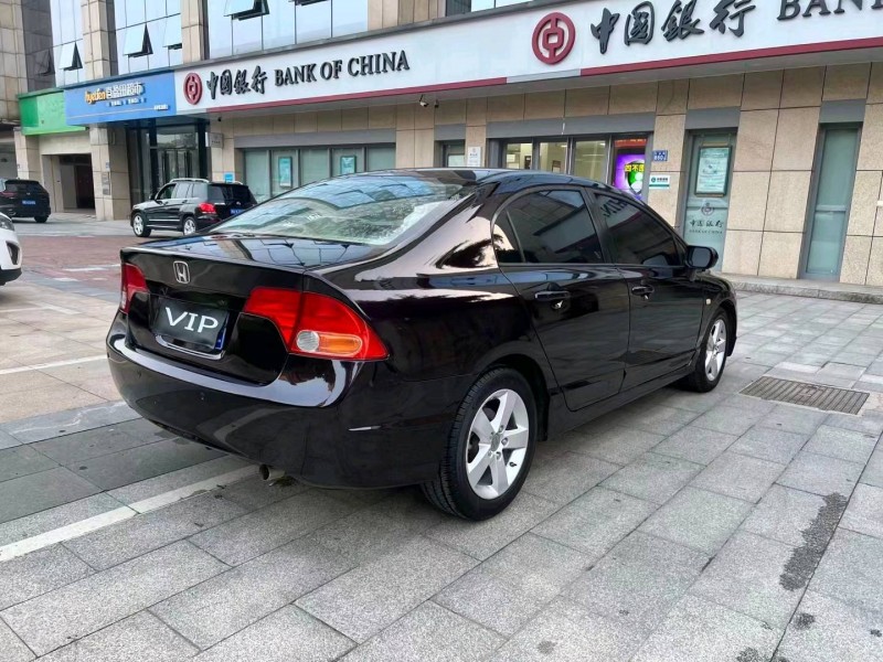 珠海11年本田思域9