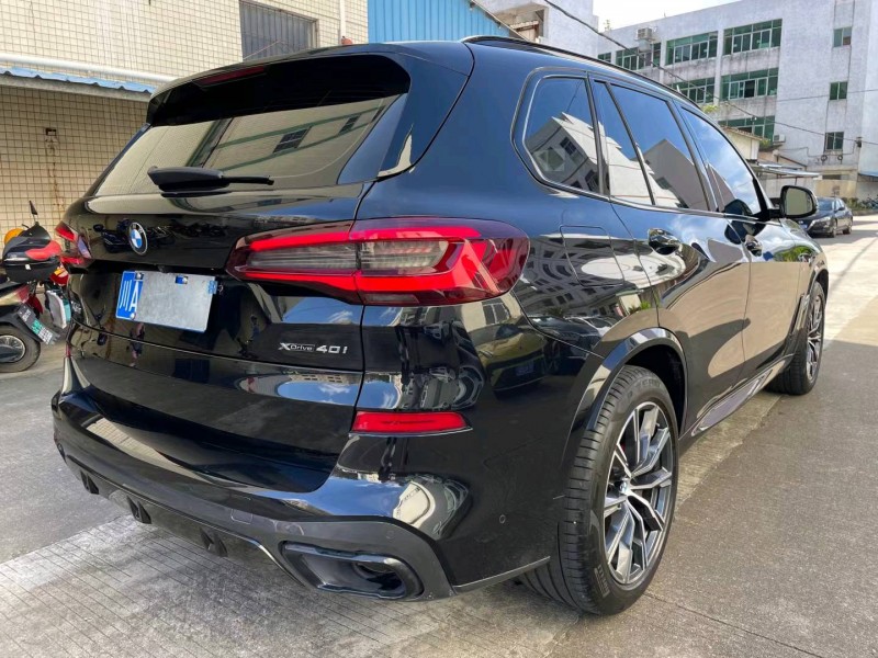 中山21年宝马X54
