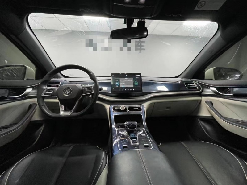 成都23年比亚迪秦6