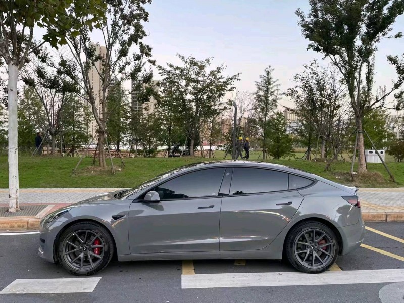 宜昌21年特斯拉MODEL 35