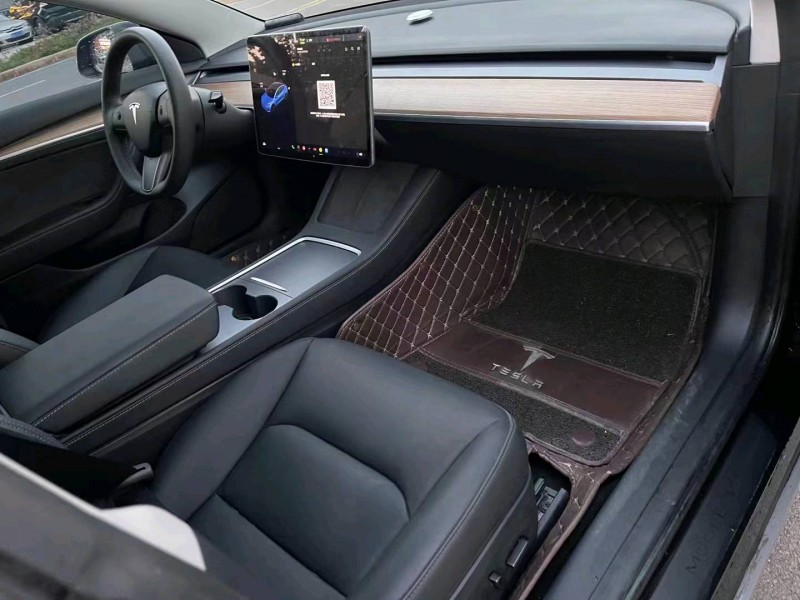 宜昌21年特斯拉MODEL 37