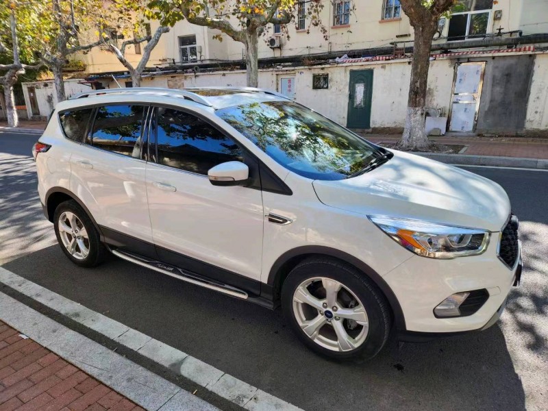 东营18年福特翼虎3