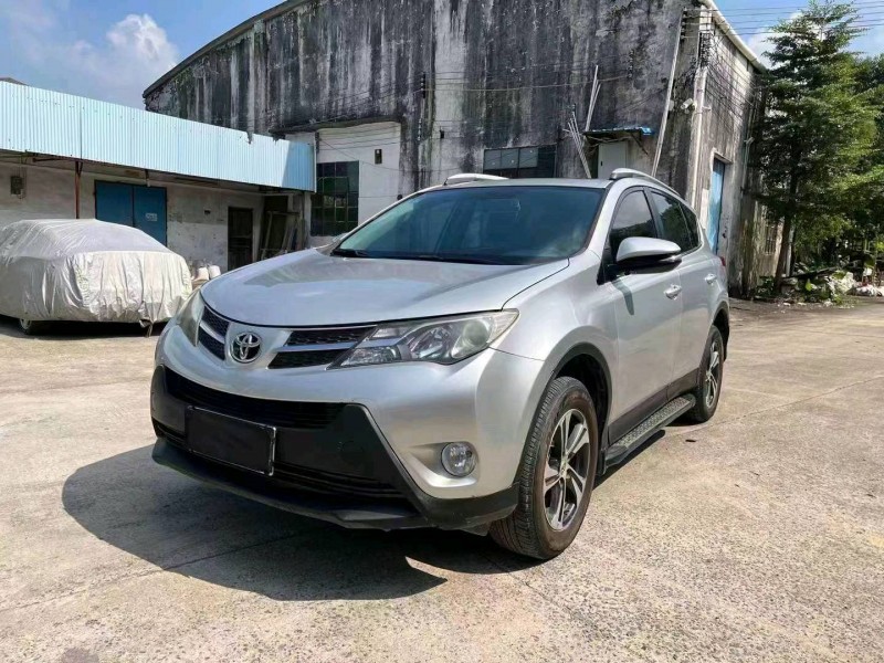 珠海16年丰田RAV4荣放1