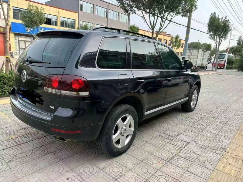 北京08年大众途锐6