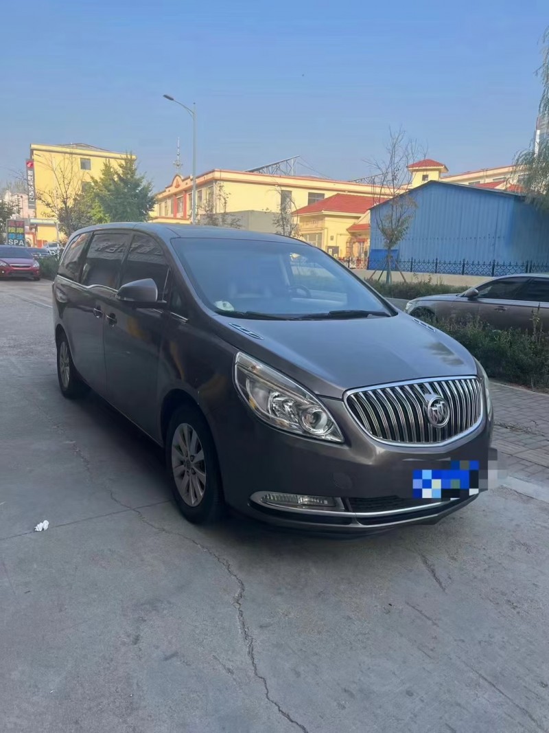 济宁15年别克GL82