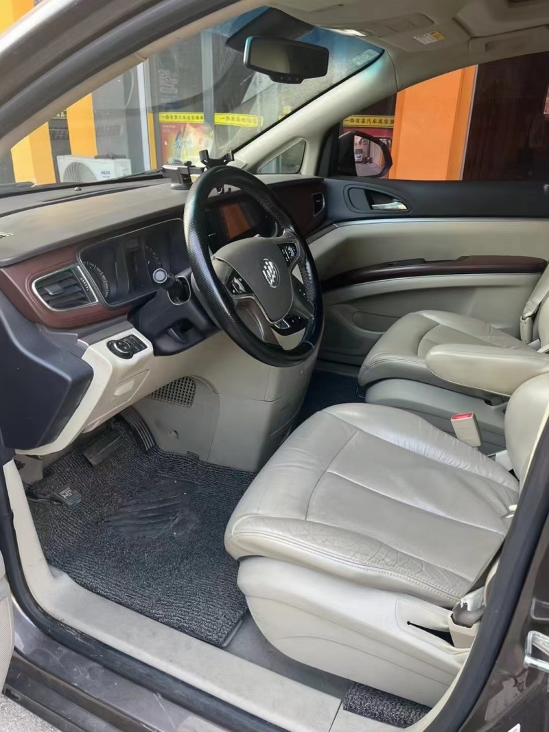 济宁15年别克GL83