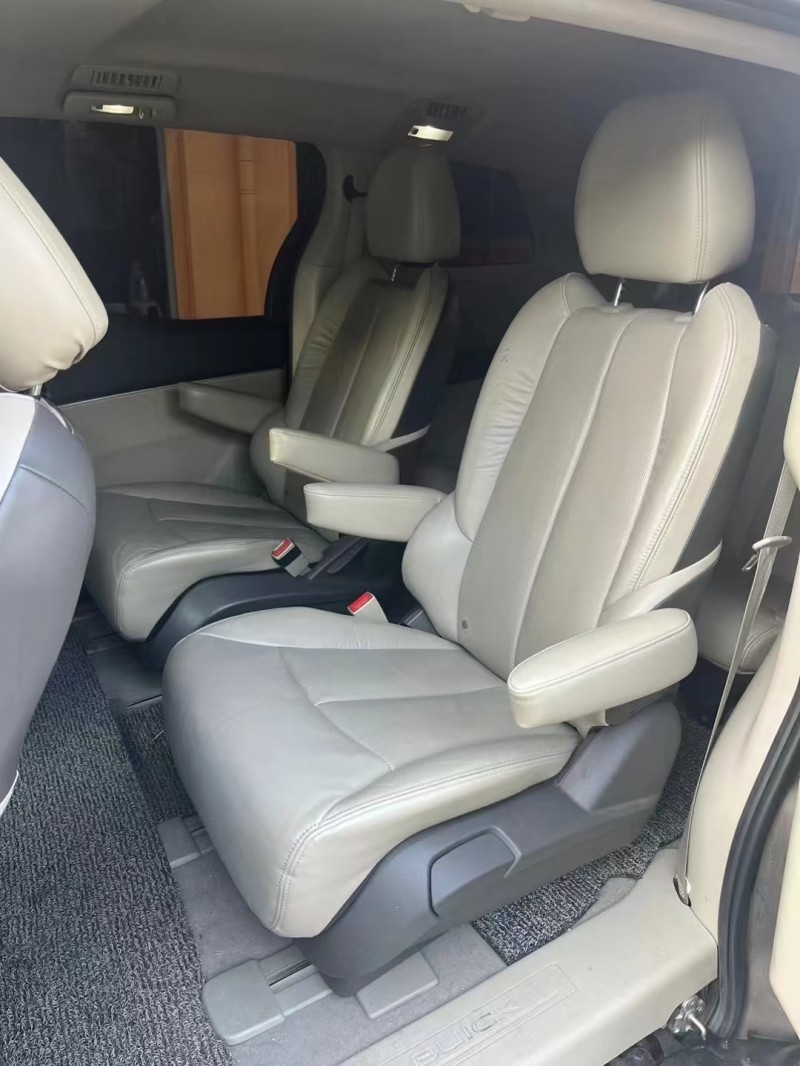 济宁15年别克GL85