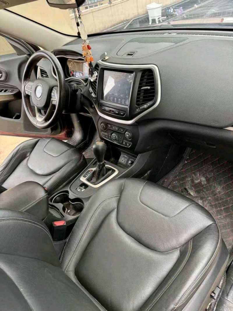 常州17年Jeep自由光5