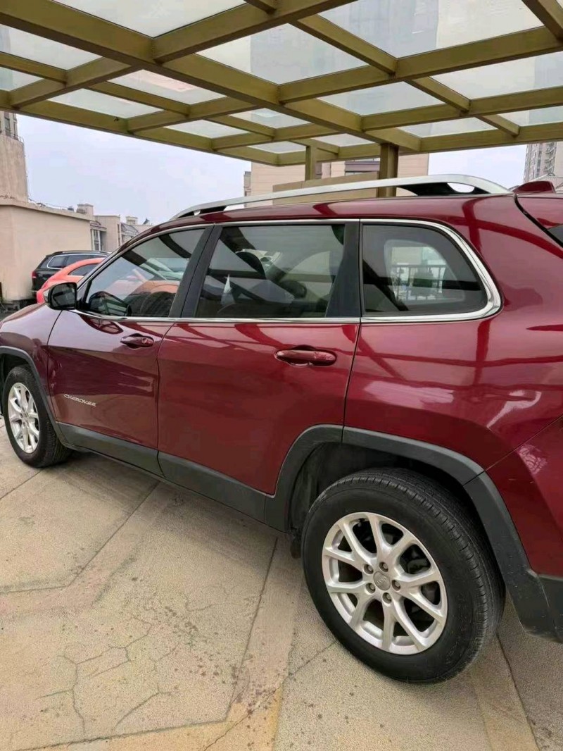 常州17年Jeep自由光7