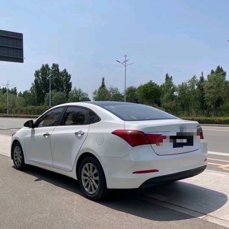枣庄14年现代名图8
