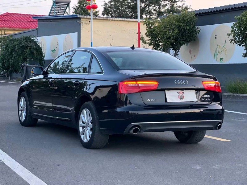 唐山14年奧迪A6L8