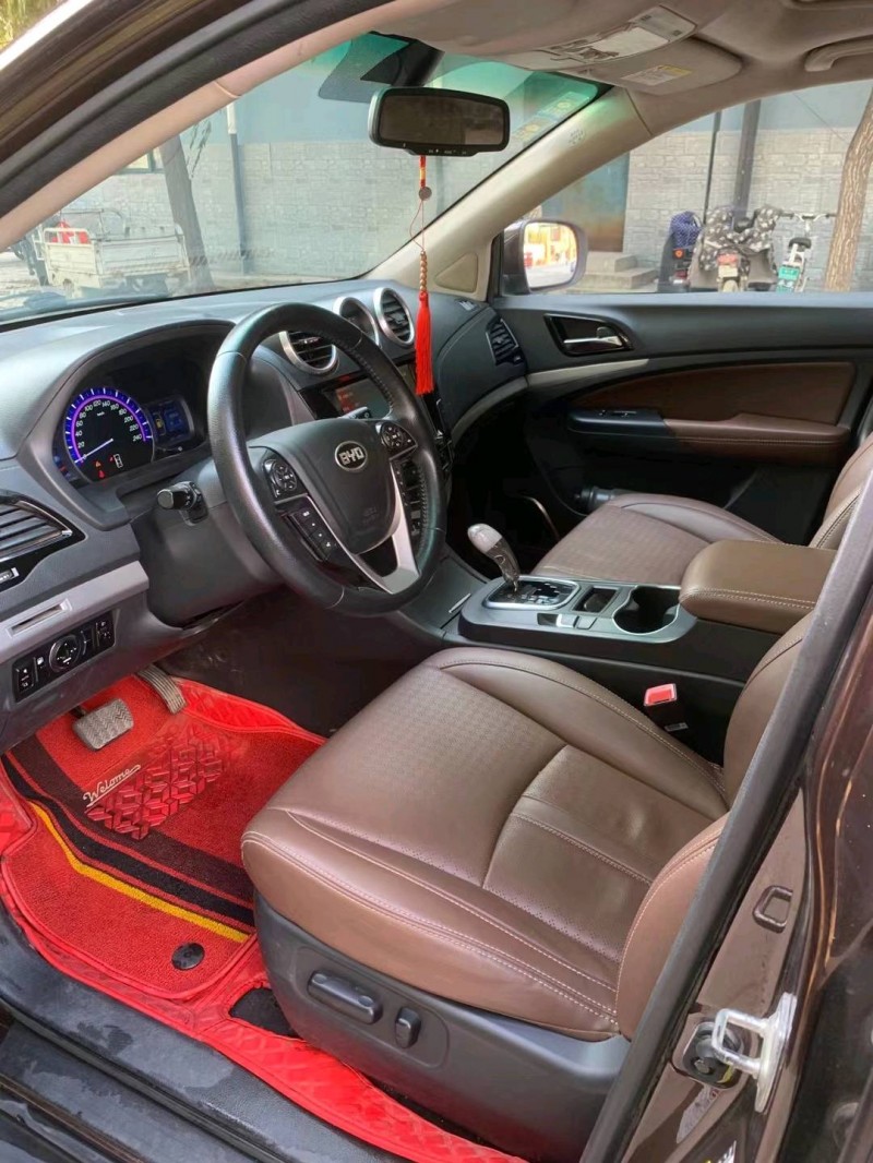 保定16年比亚迪S73