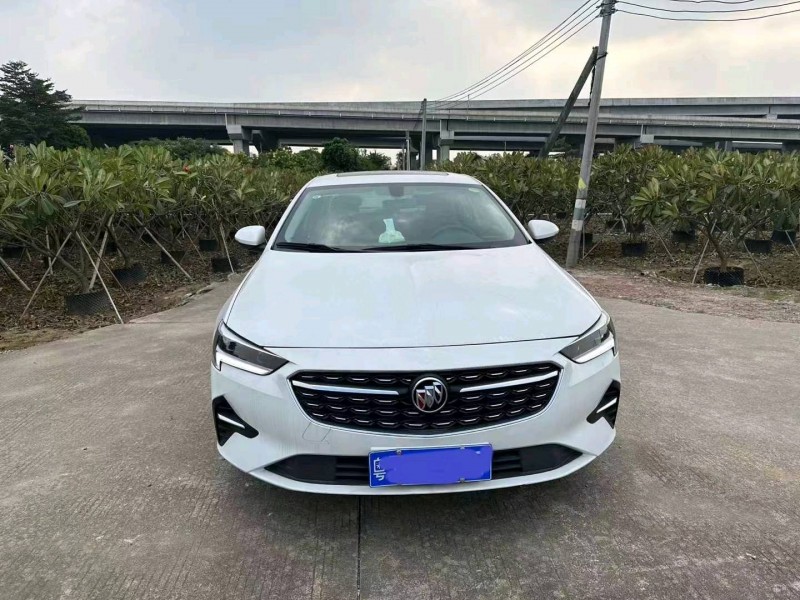 珠海22年别克君威1