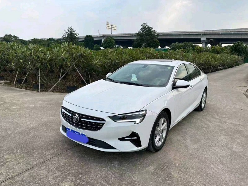 珠海22年别克君威4