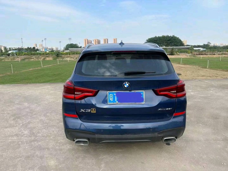 汕头19年宝马X36